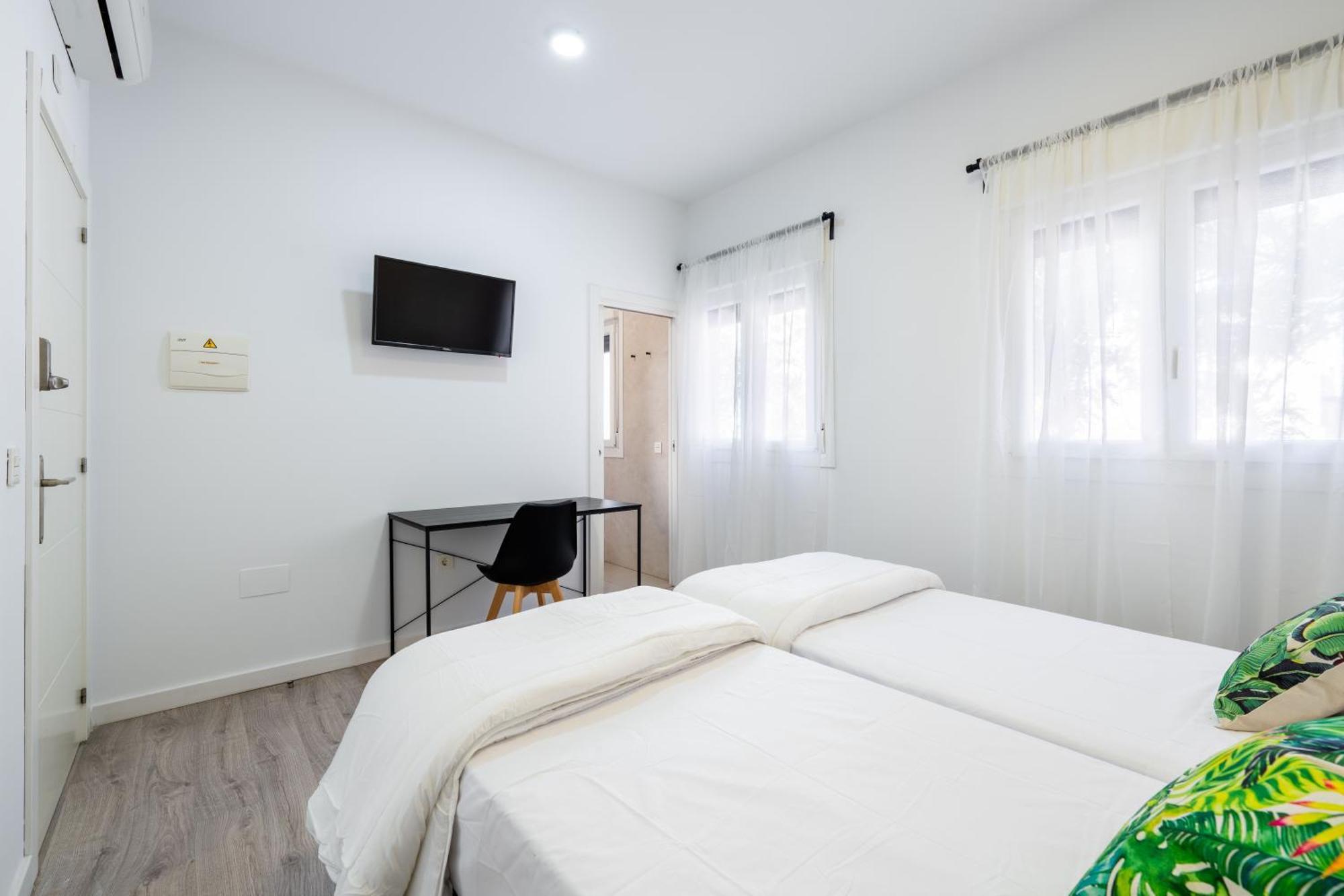 Bf Rooms Almeria Centro Exterior photo