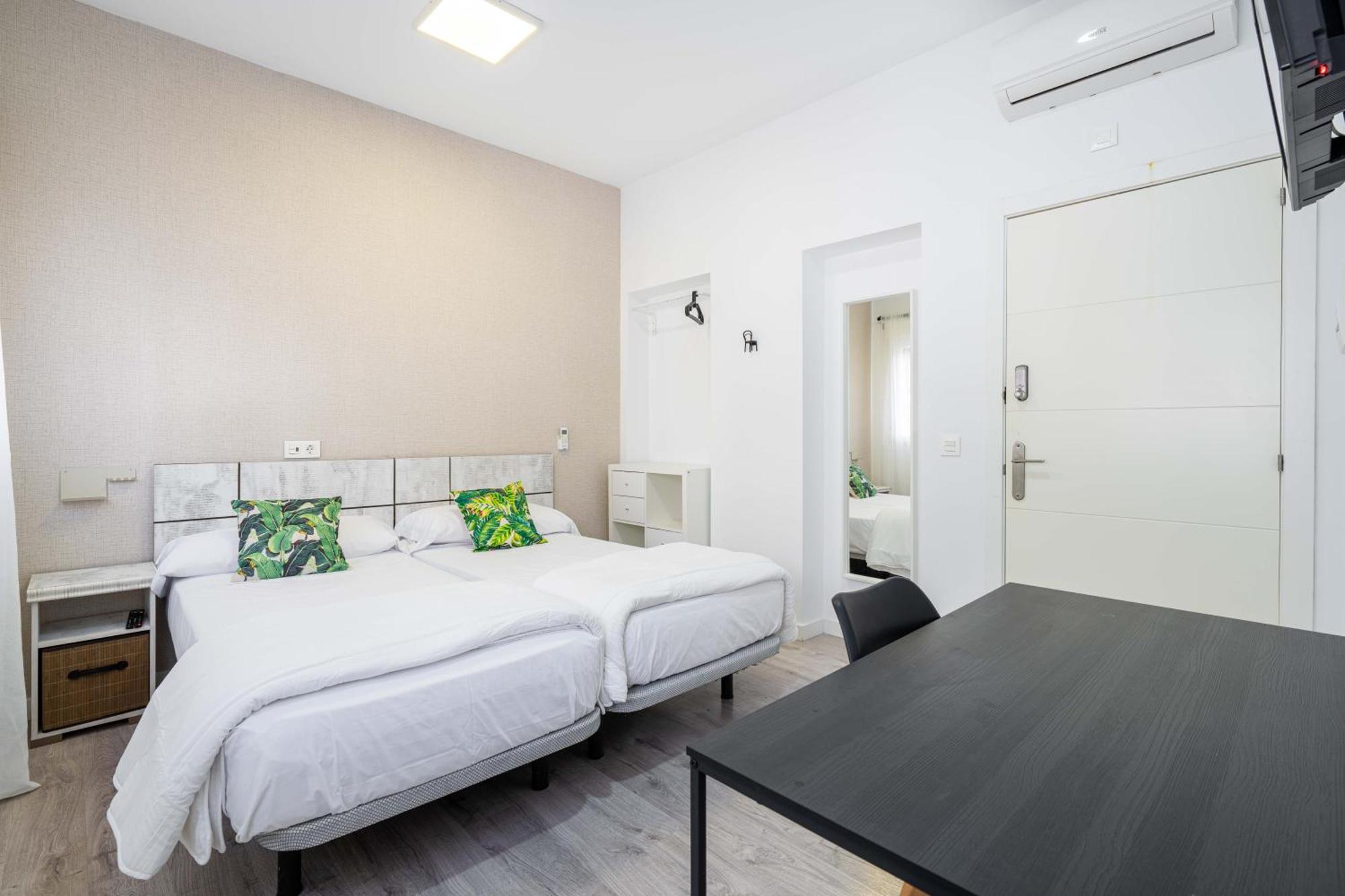 Bf Rooms Almeria Centro Exterior photo